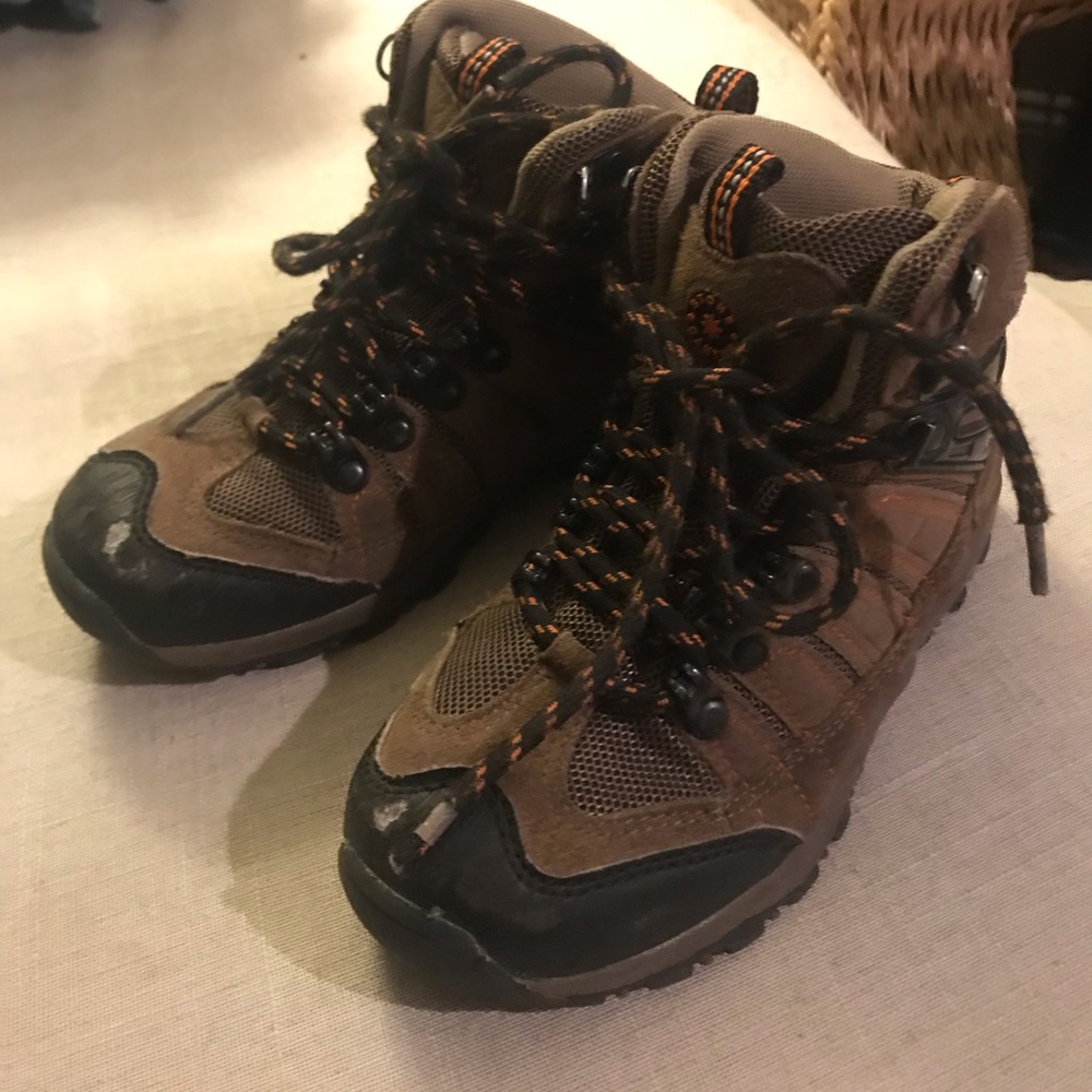 Little boys hiking / winter boots size 12
